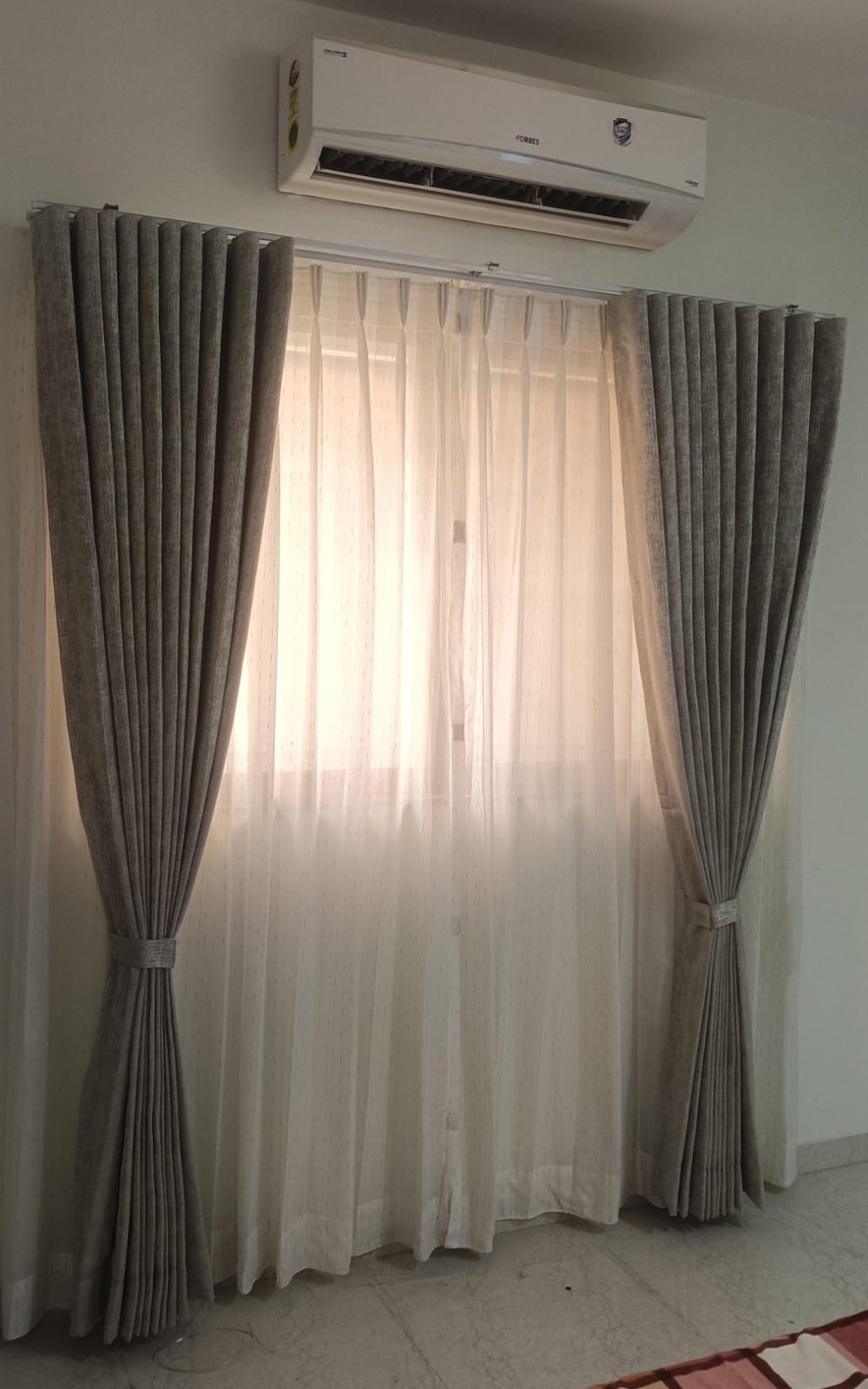 Curtain Designing Installation
