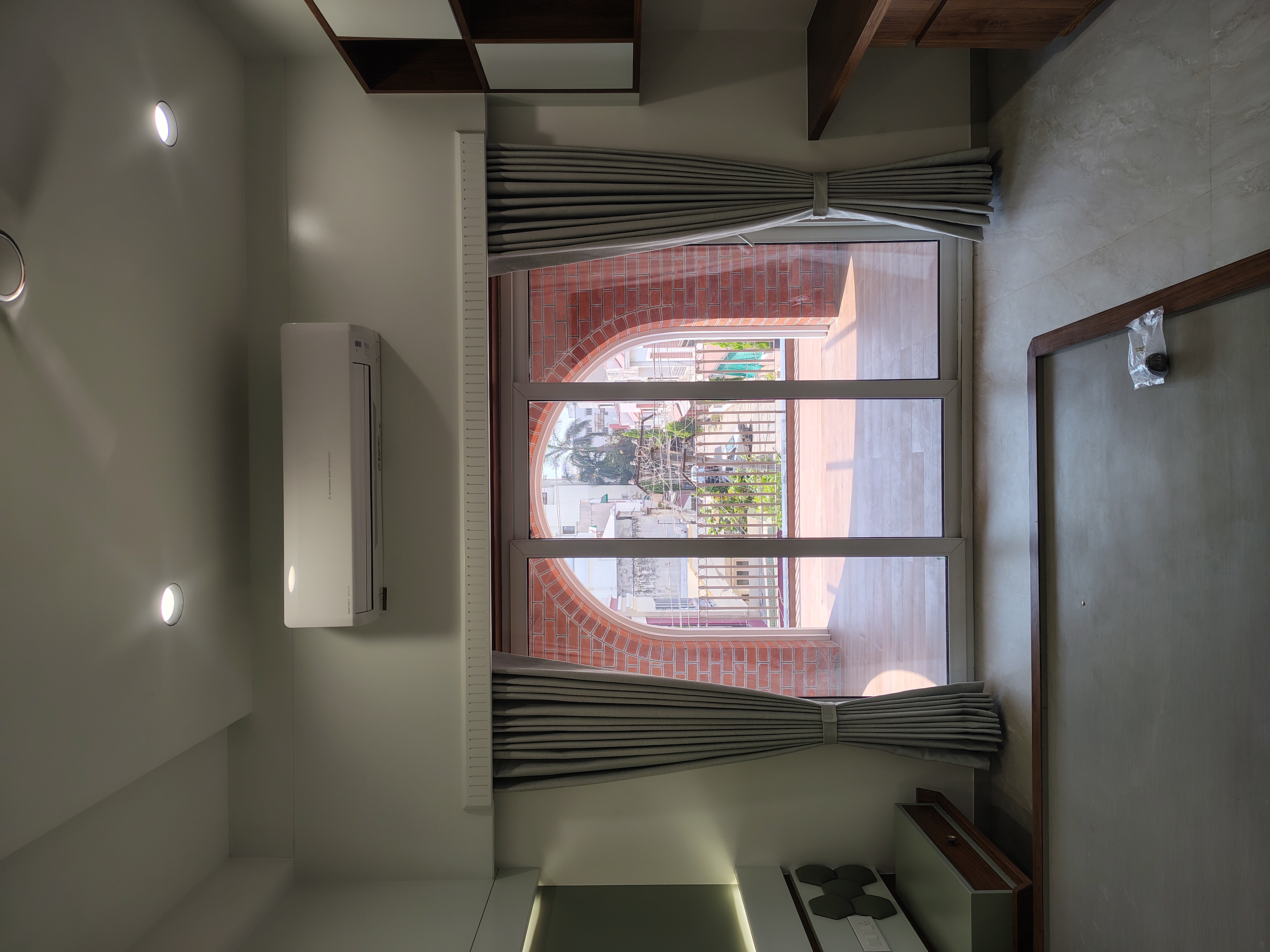Curtain Designing Installation