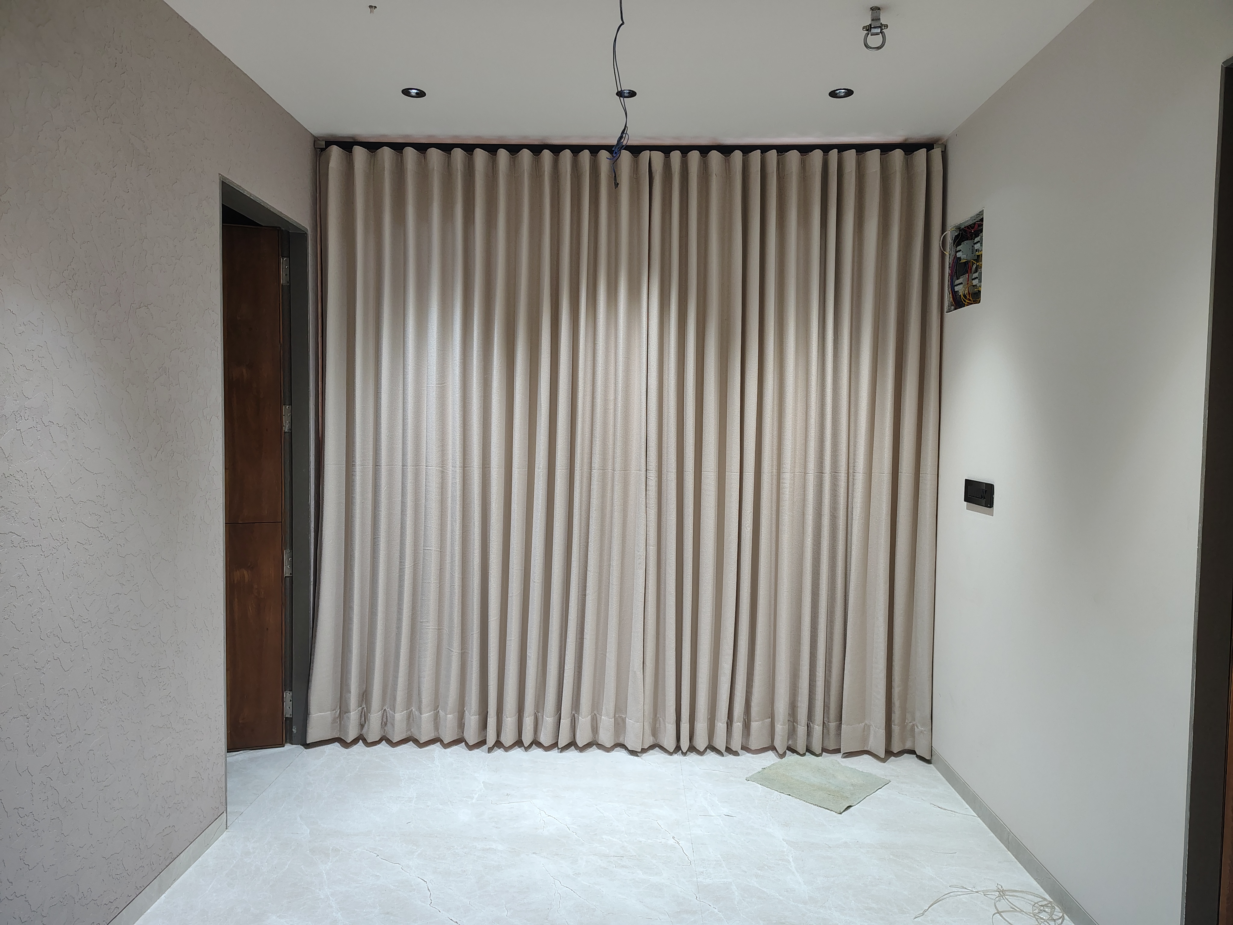 Curtain Designing Installation
