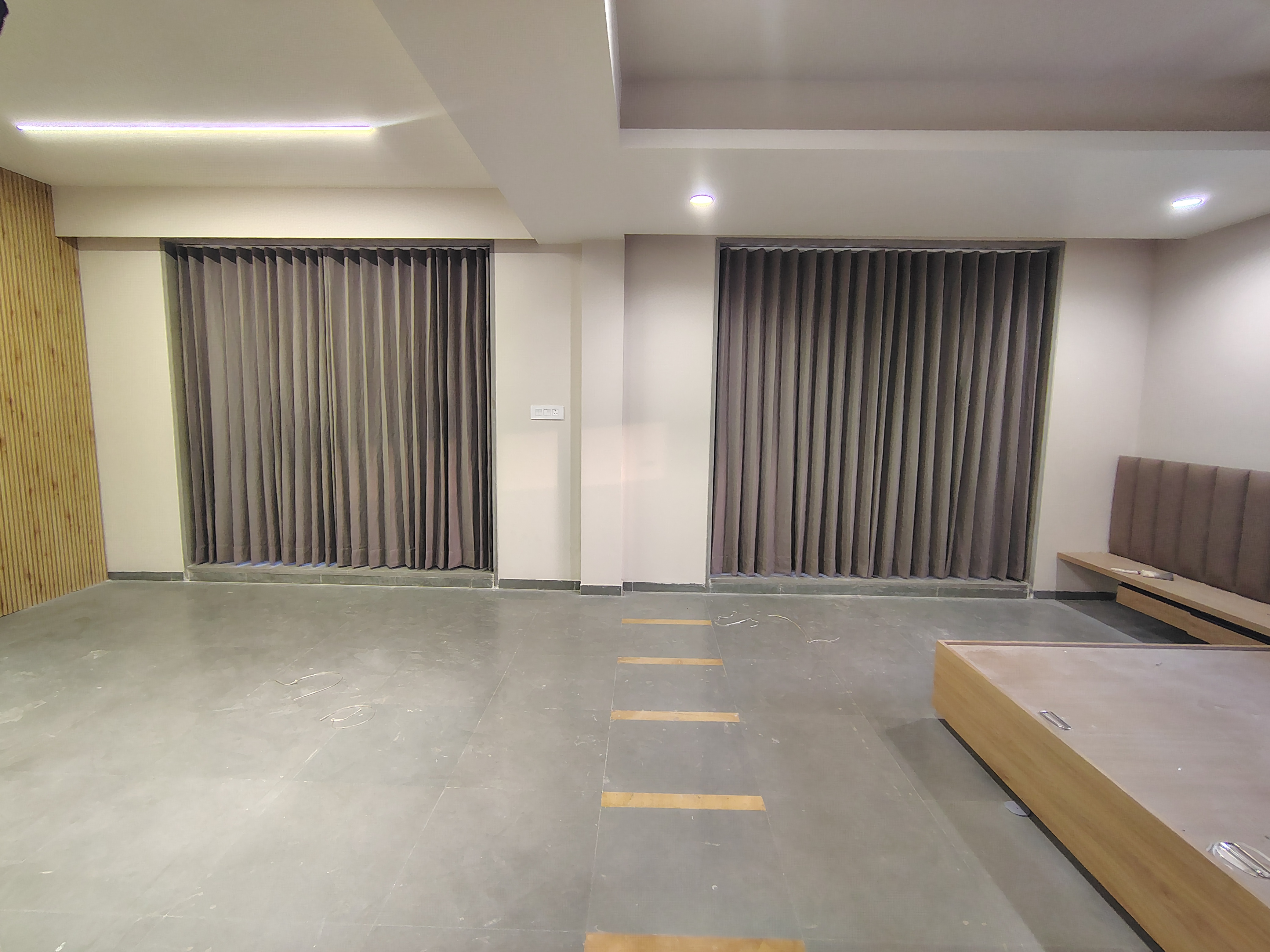 Curtain Designing Installation