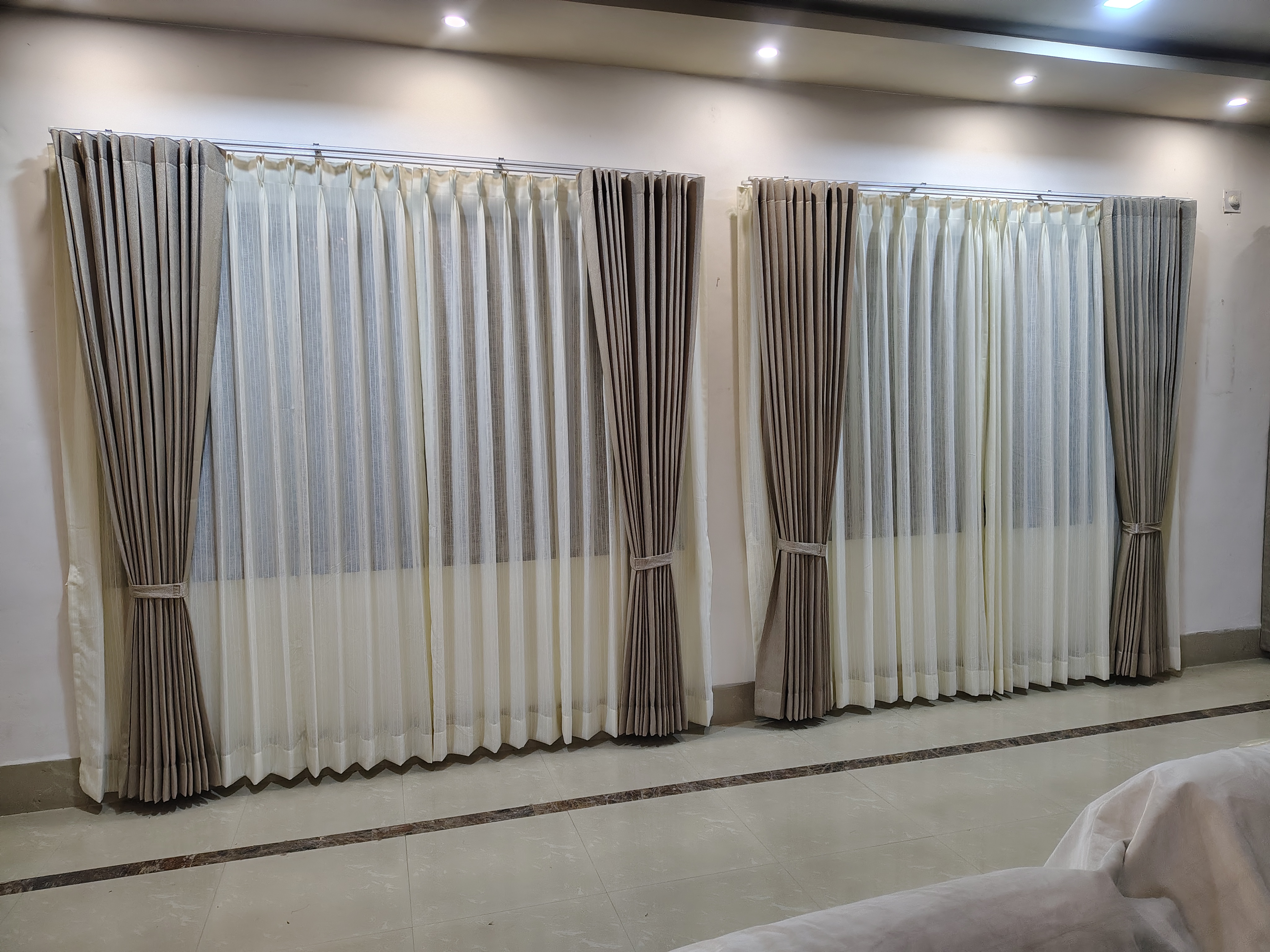 Curtain Designing Installation