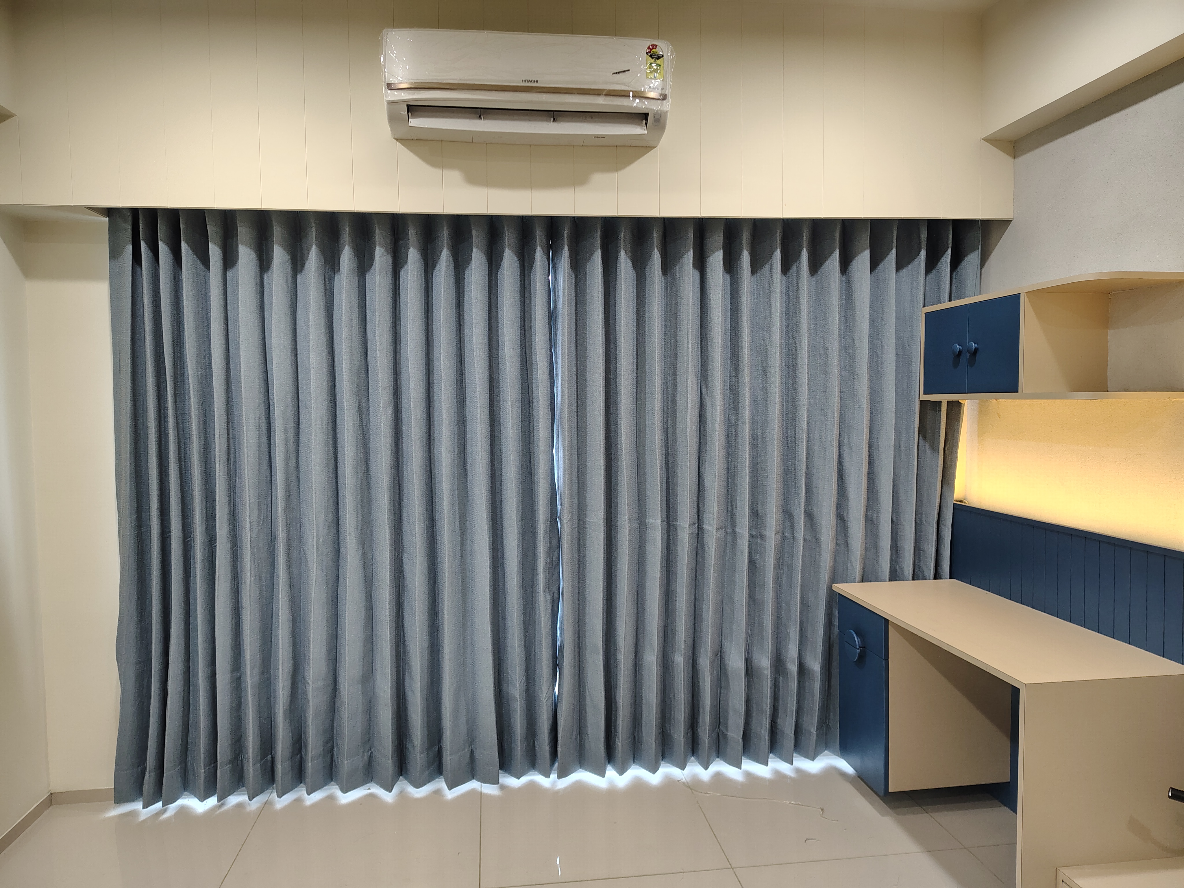 Curtain Designing Installation