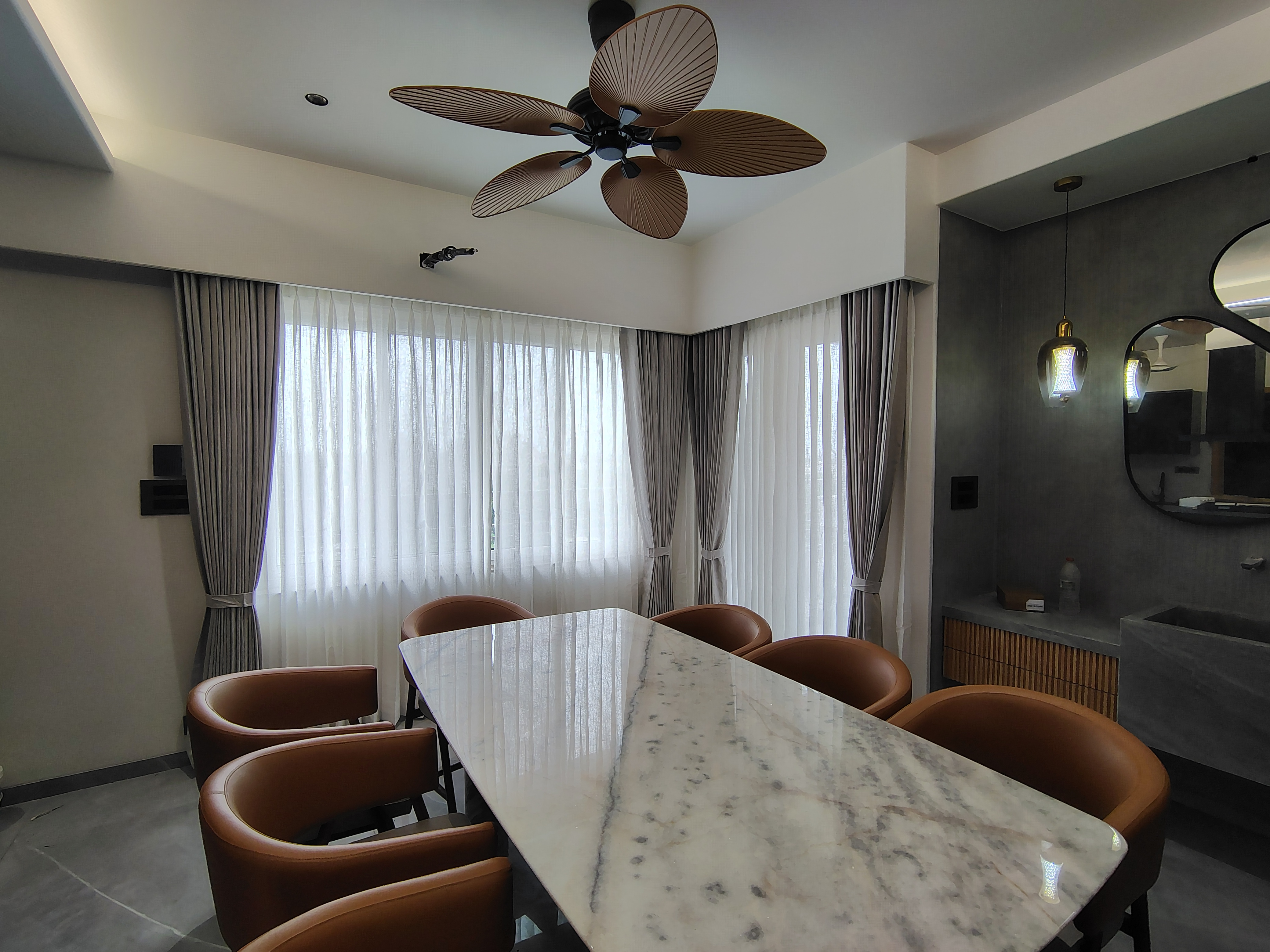 Curtain Designing Installation