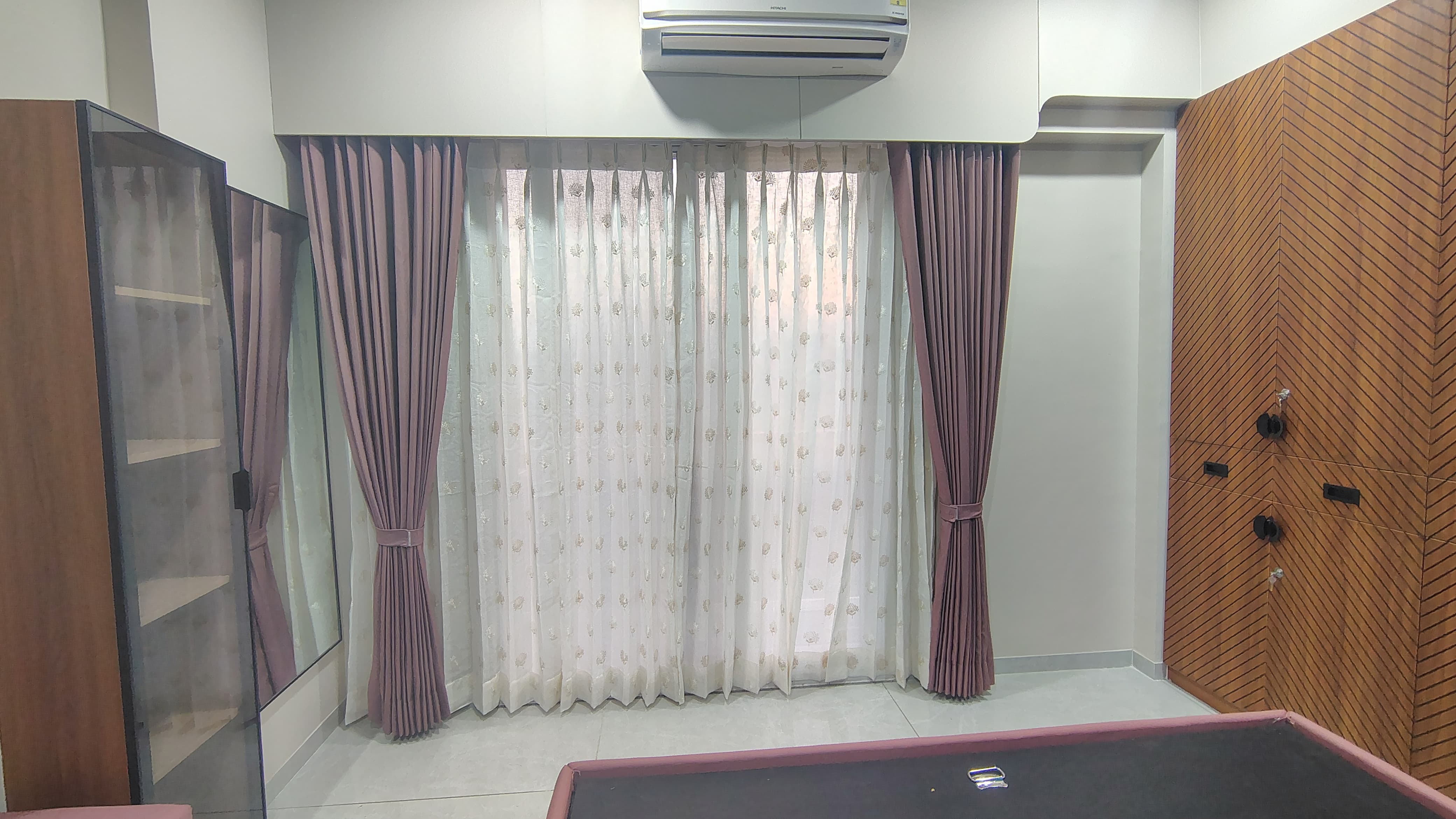 Curtain Designing Installation