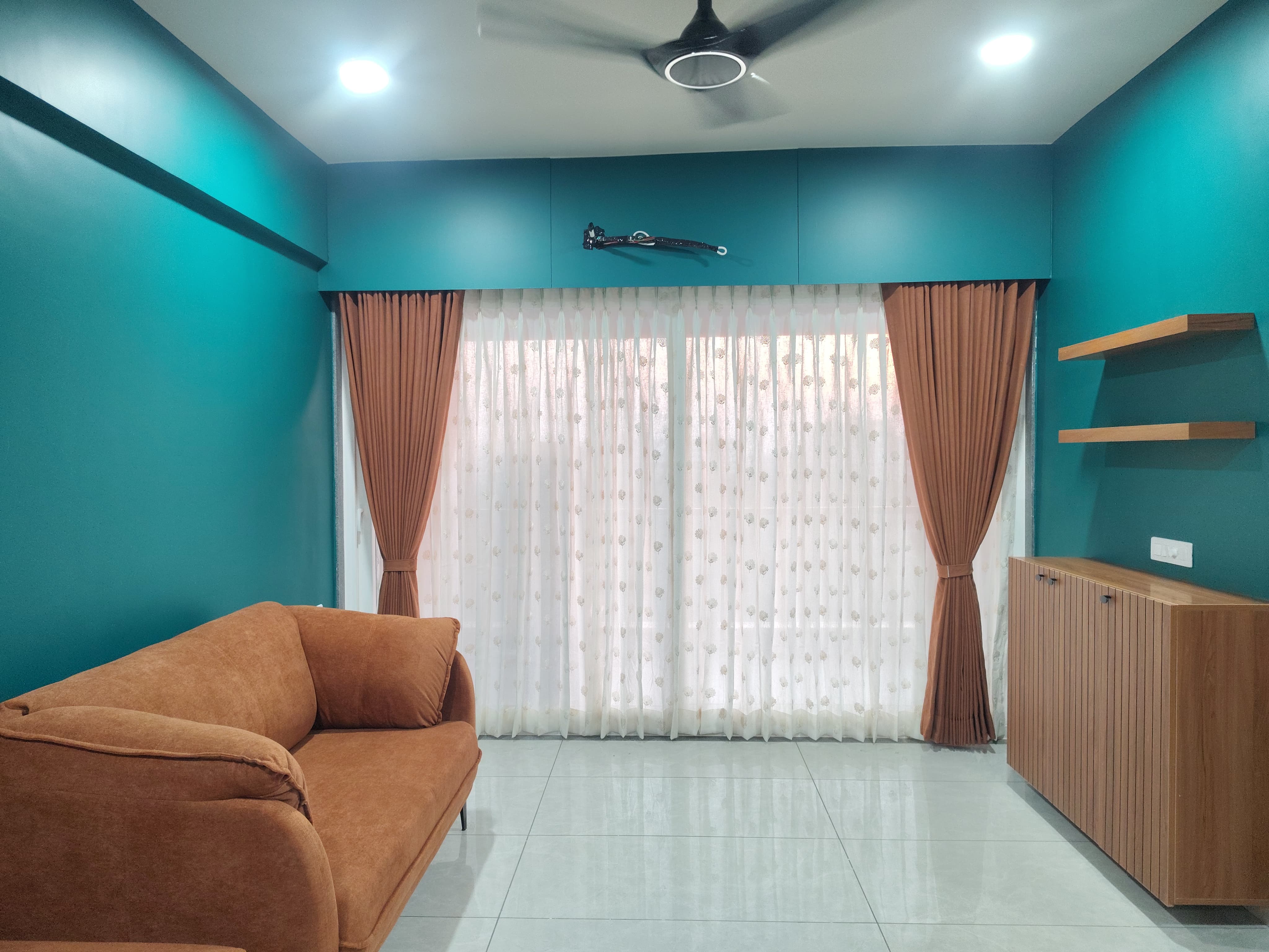 Curtain Designing Installation