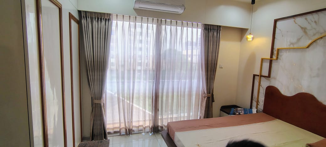 Curtain Designing Installation